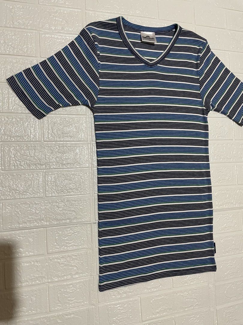 Kathmandu PolyPRO Thermal Base Layer Tunic Striped (Tagged L / Fits Snug Small-Medium) (Category: Activewear) located in Marilao. Submitted by clear_out_closet (Listing ID 1469580004, Image 2). Description: Item Details: 👇 • Brand: Kathmandu (New Zealand / Australian Outdoor Equipment Brand) • Line: PolyPRO Thermal Base Layer (Outdoor Performance Techwear) • Style: Short-Sleeve, Ultra-Long, V-Neck Tunic Top / Base Layer • Style Code: 309263 • Co
