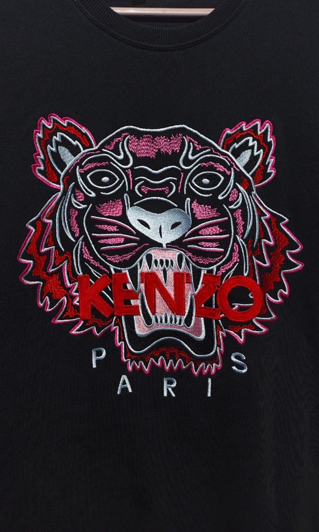Kenzo Paris Tiger Head sweatshirt (Category: Activewear) located in Canlaon. Submitted by thriftytrift (Listing ID 1469673013, Image 2). Description: no issue excellent condition CR: 9.8/10.