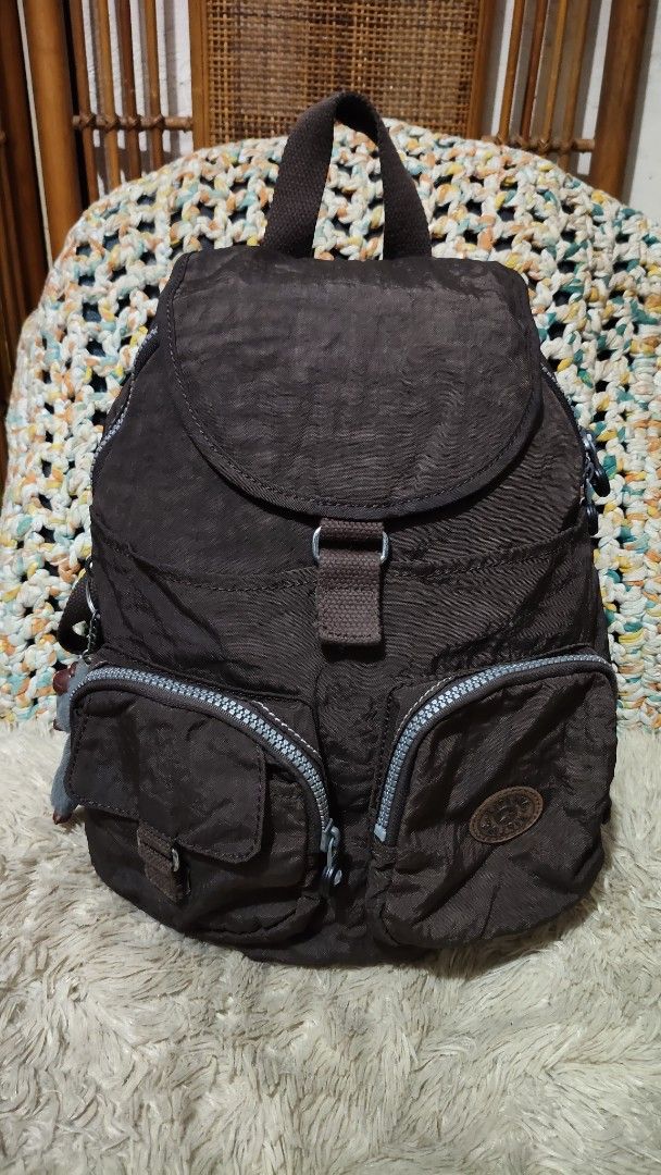 Kipling (Category: Backpacks) located in Cebu City. Submitted by lumaynojes00490 (Listing ID 1469671888, Image 3). Description: good condition not faded 10/10 color rate medium size .
