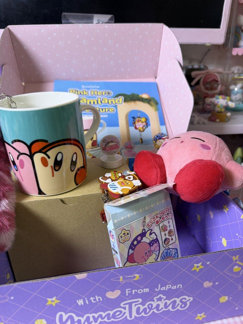 Kirby YumeTwins Box Merchandise Bundle (Category: Designer & Blind Box Toys) located in Mabalacat. Submitted by strawbearytelle (Listing ID 1469601699, Image 2). Description: - Official Kirby items straight from a YumeTwins subscription box - Ceramic mug with cute character graphics - Soft and cuddly Kirby plush toy - Rubber strap keychain featuring Chef Kirby - Sleep-themed Kirby stamp figure - Includes original box packaging - Selling as a comp