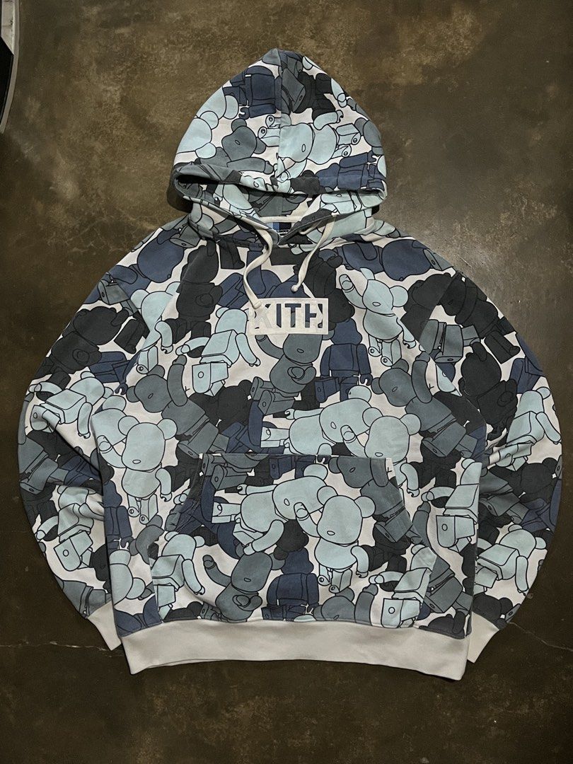KITH x BEARBRICK (Category: Activewear) located in Angeles City. Submitted by ds.thrift (Listing ID 1469656860, Image 1). Description: KITH x BEARBRICK SIZE XL ON TAG WIDTH 26 LENGHT 29 GOOD CONDITION ISSUE:CHIPS ON KITH LOGO/MINIMAL YELLOW STAIN SEE THE LAST PIC BUT STILL CAN REMOVE .