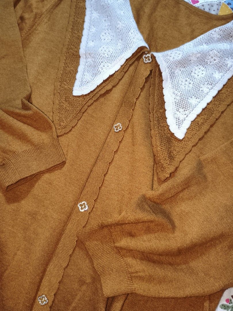 Knitted Longsleeve (Category: Longsleeves) located in Las Pinas. Submitted by dnbrbnt (Listing ID 1469701336, Image 2). Description: .