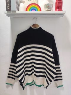 (Category: ) located in . Submitted by knitwear_dahlia (Listing ID 1469736761, Image 1). Description: .