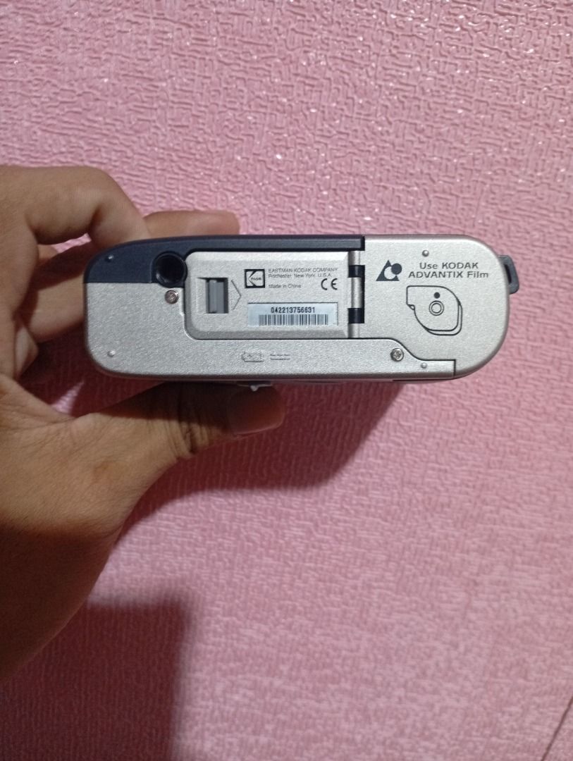 Kodak advantix f350 (Category: Video Cameras) located in Caloocan City. Submitted by pakolkalakal241 (Listing ID 1469696165, Image 2). Description: Kodak f350 film complete with box pa. Working yan need lang ng new bala.
