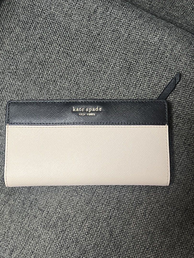 KS wallet (Category: Wallets & Card holders) located in General Trias. Submitted by mybag2025 (Listing ID 1469600720, Image 1). Description: Like new pa .