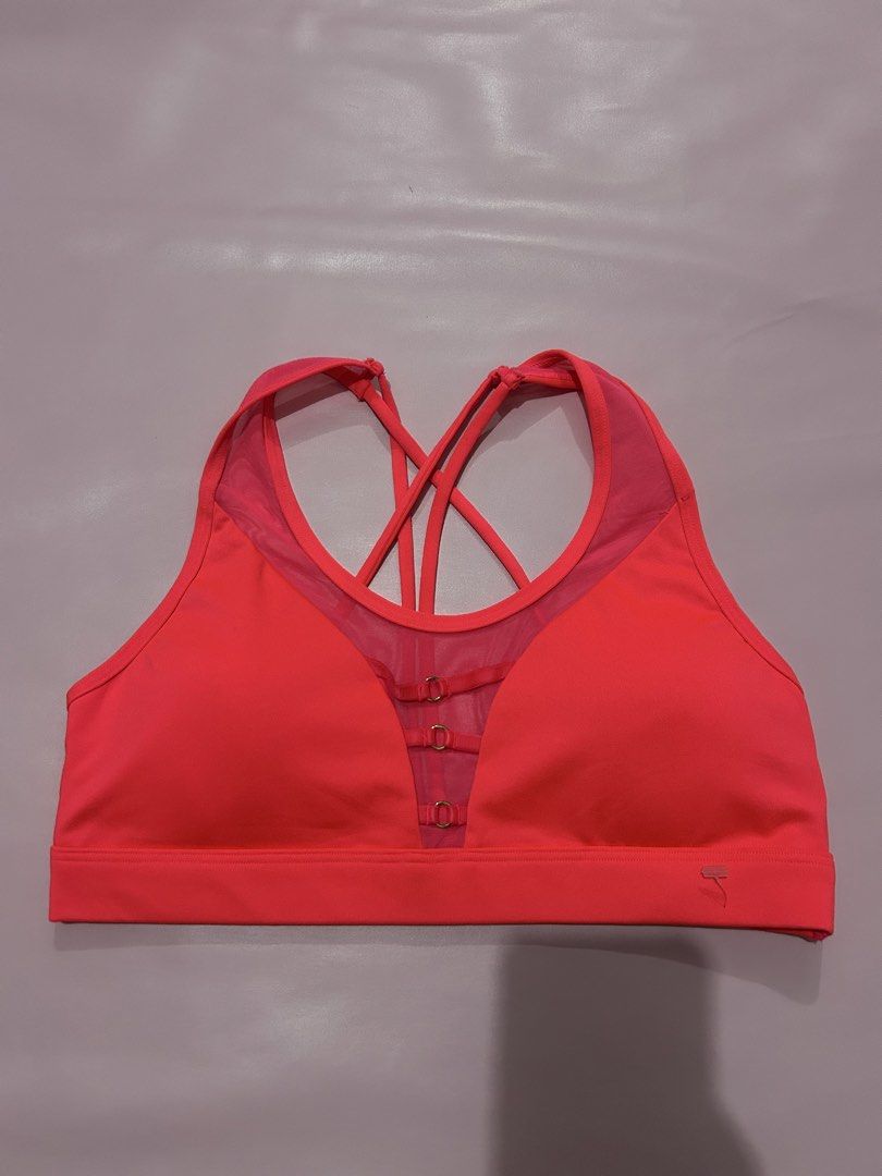 La Senza Sports Bra (Category: Activewear) located in Manila. Submitted by chen_clybelles (Listing ID 1469728770, Image 2). Description: .