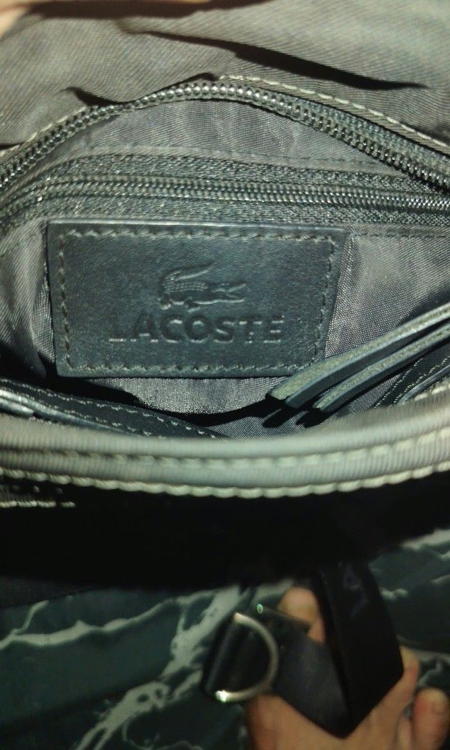 Lacoste (Category: Luxury Bags & Wallets) located in Manila. Submitted by nik-makino (Listing ID 1469625563, Image 3). Description: .