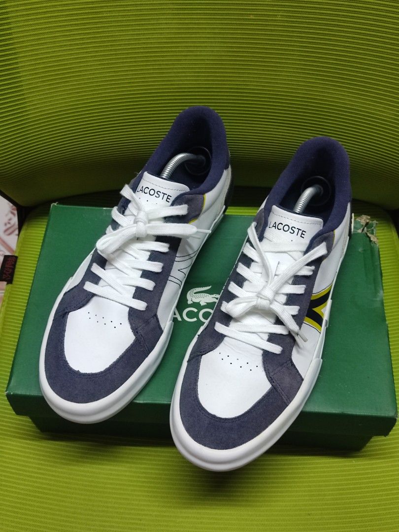 Lacoste Men's Leather Shoes (Category: Casual Shoes) located in Quezon City. Submitted by brandooon13 (Listing ID 1469585209, Image 2). Description: Lacoste Men's L004 Leather Colourblock Trainers - Size 10 mens complete with box - No issue. Rarely used, can still pass as new - 38OO only may bawas pa sa sure buyer 📍 SM North Area .