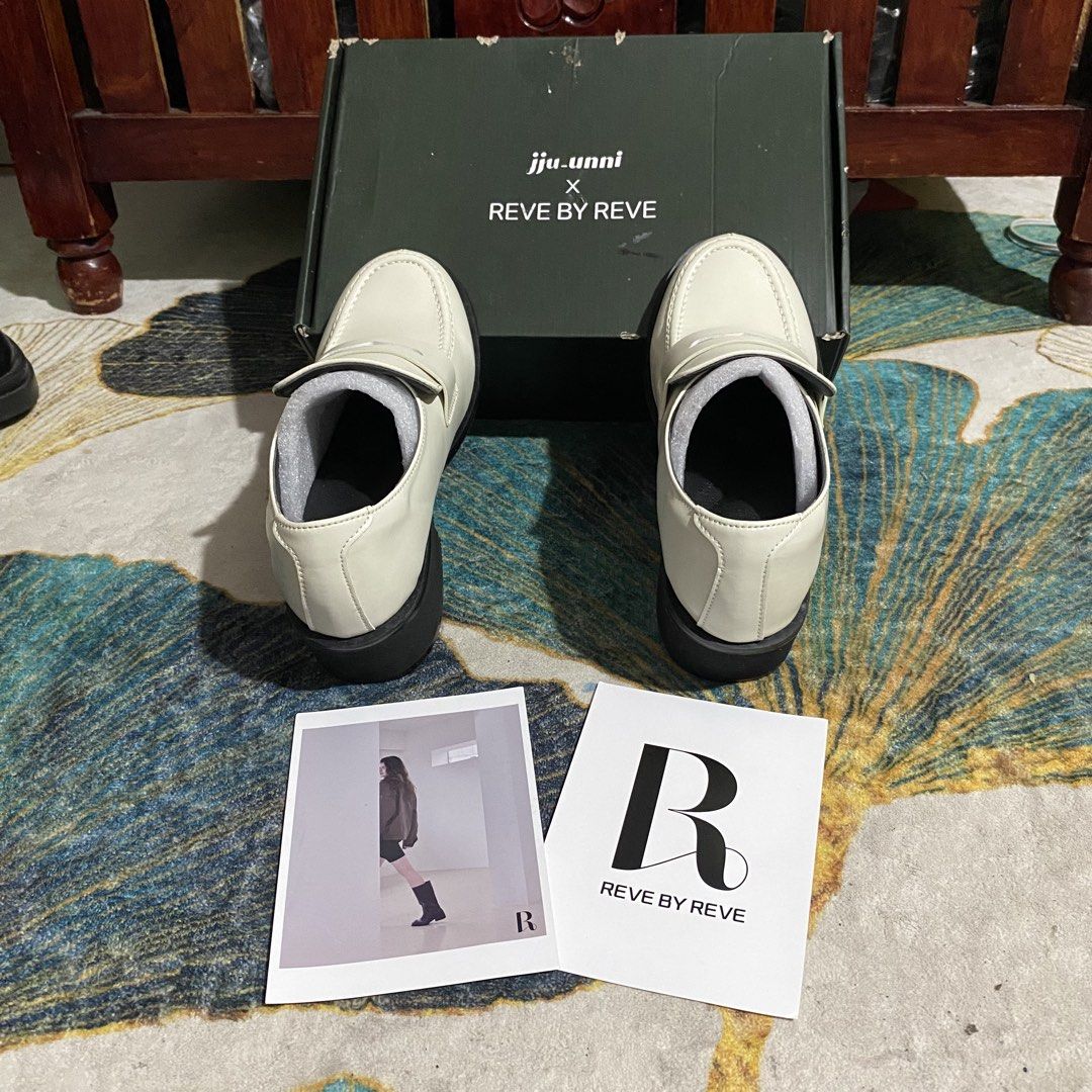 Ladies Loafer 2' (Category: Everything Else Others) located in Caloocan City. Submitted by discusonlineshop (Listing ID 1469654238, Image 2). Description: 26'.