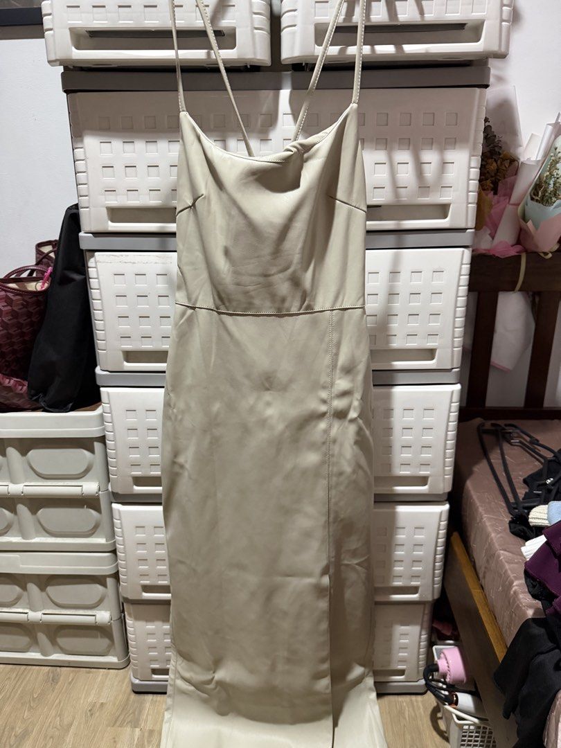 Latex Dress (Category: Dresses) located in Manila. Submitted by bln.preloved (Listing ID 1469720770, Image 1). Description: .