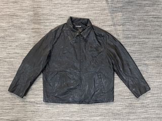 (Category: ) located in . Submitted by outerwear.my (Listing ID 1469622954, Image 1). Description: .