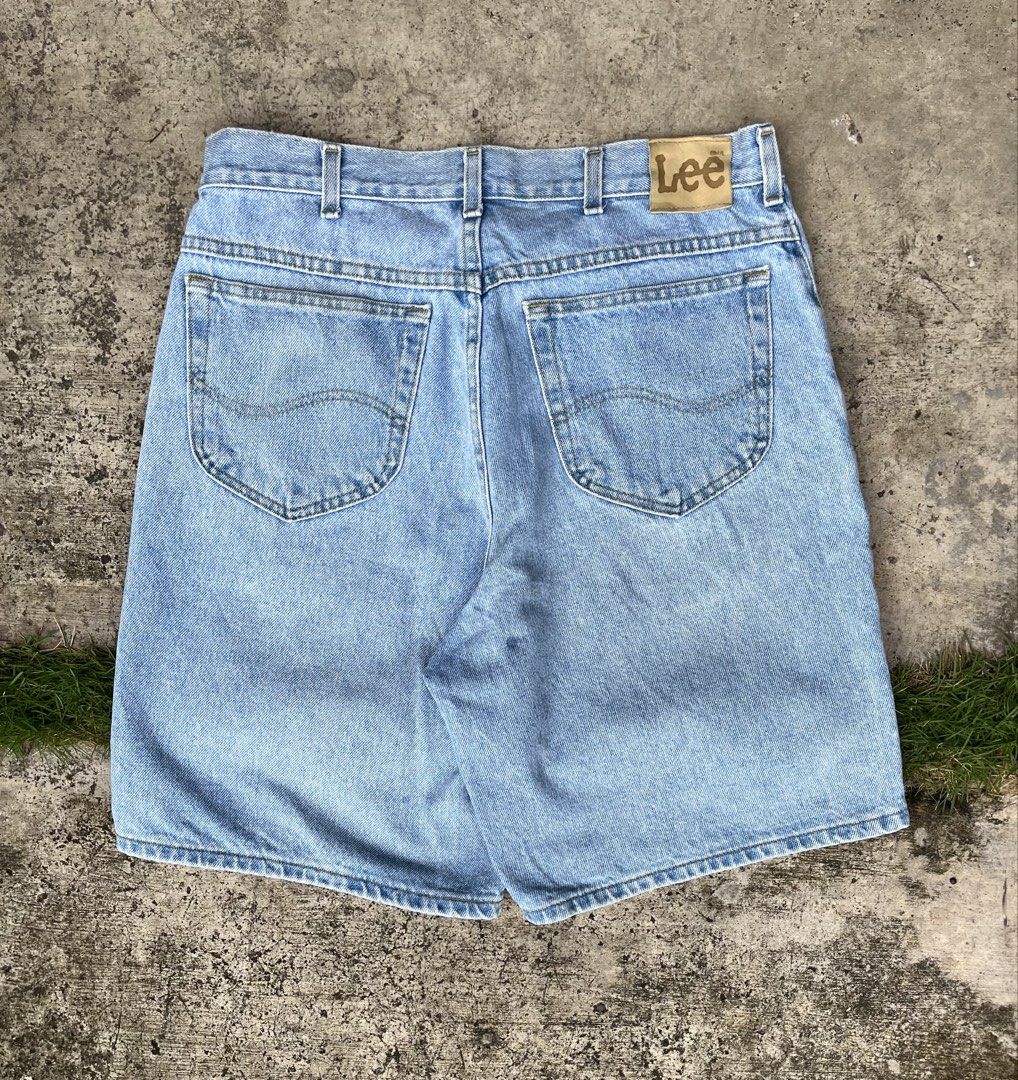 Lee Light Wash Denim Jorts (Category: Shorts) located in Balamban. Submitted by just_findss (Listing ID 1469676942, Image 1). Description: Lee Light Wash Denim Jorts Very Excellent Condition Dimes 32-36W / 20L Hem 11.5 Color Rate 10/10 NO ISSUE .