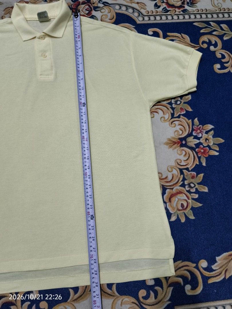 Levis (Category: Tshirts & Polo Shirts) located in Kuala Lumpur. Submitted by freedeer.249283 (Listing ID 1469703095, Image 3). Description: condition lawa.