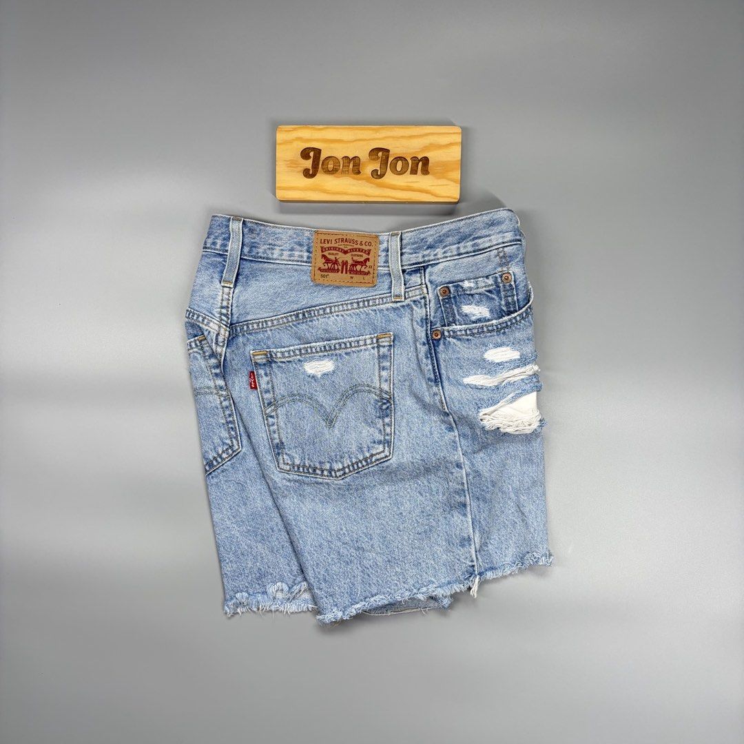 Levis 501 Denim Short (Category: Shorts) located in Cavite. Submitted by onebeancent (Listing ID 1469599713, Image 2). Description: Size: 28 to 30 Women's Dimension: 15" Length Color: Light wash denim Color Rate: 10/10 Issue: None Condition: Like new‼️ Price: 900php Additional Shipping Fee (J&T Small Pouch) 75php Luzon 100php visayas 120php mindanao.