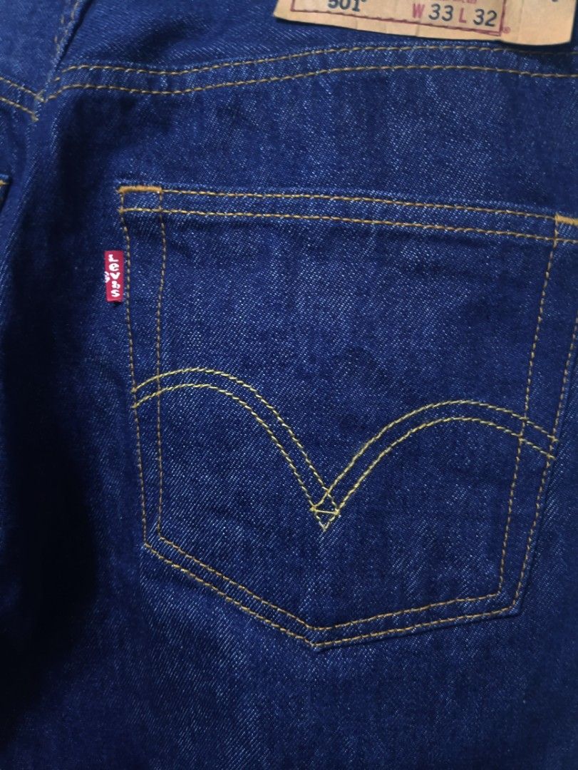 Levi's 501 extended patch (Category: Jeans) located in Muntinlupa City. Submitted by kamiseta01 (Listing ID 1469650430, Image 3). Description: authentic levis 501 extended patch size 33 length 42 hem 8.5 crispy condition brand new condition.