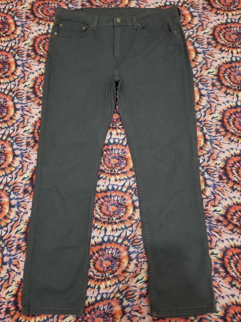 Levi's 514 Straight Fit Jeans (Category: Jeans) located in Malolos. Submitted by picknworthy420 (Listing ID 1469693771, Image 2). Description: Levis 514 Pants size: 36x32 on tag actual waist: 38-39 best fit length: 42 hem: 7½ Like new condition Stretchable Complete tags.