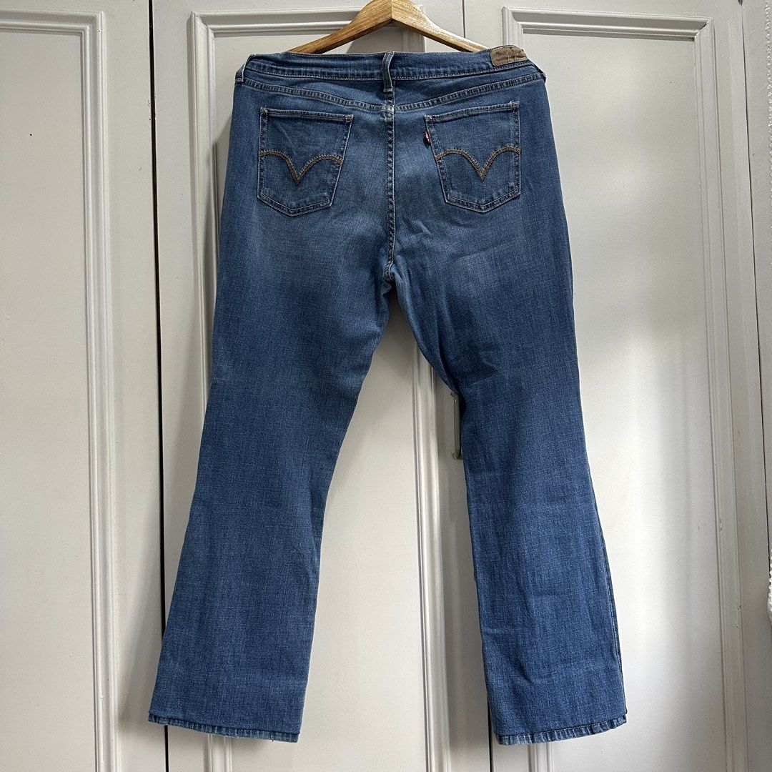 Levi’s 515 Bootcut Jeans W35 // Levis , Plus size , Jeans (Category: Jeans) located in Bacoor. Submitted by vanillabreak (Listing ID 1469616572, Image 3). Description: thrifted but in good condition worn twice only .