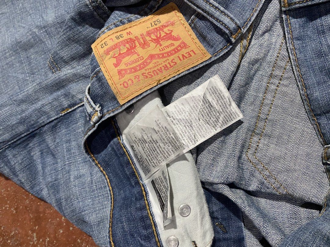Levis 527 (Category: Jeans) located in Paracale. Submitted by marthtift_88marceloveri (Listing ID 1469711070, Image 3). Description: Authentic Need wash only like new condition .