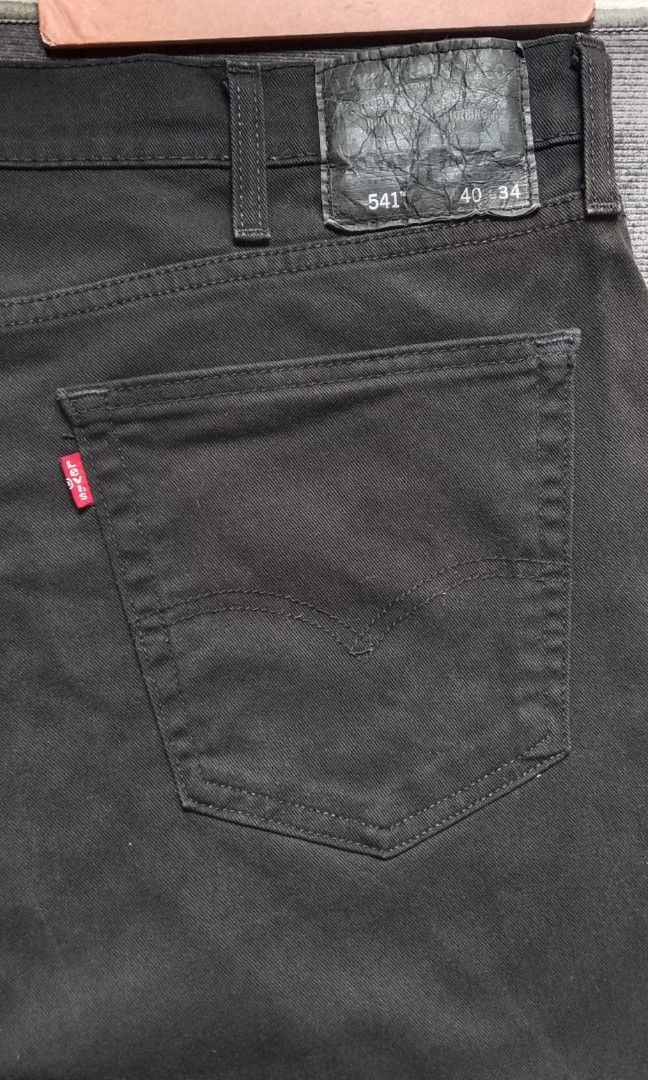 Levi's 541 athletic taper for men (Category: Jeans) located in Calbayog City. Submitted by jen1027 (Listing ID 1469621880, Image 1). Description: Ptpa🙏LEVI'S 541 ATHLETIC TAPER FOR MEN Size 40 L 34 On Tag Actual Waistline 42 via tape measure Actual Length 46 Hem 8.3 Made In Nicaragua Good Condition Issue-My Konting Discoloration sa Side malapit sa patch Check Photos for details Price:500 + sf ⛔ Payment First ⛔Mop-Gcash/Maribank ⛔Location-Calbayo