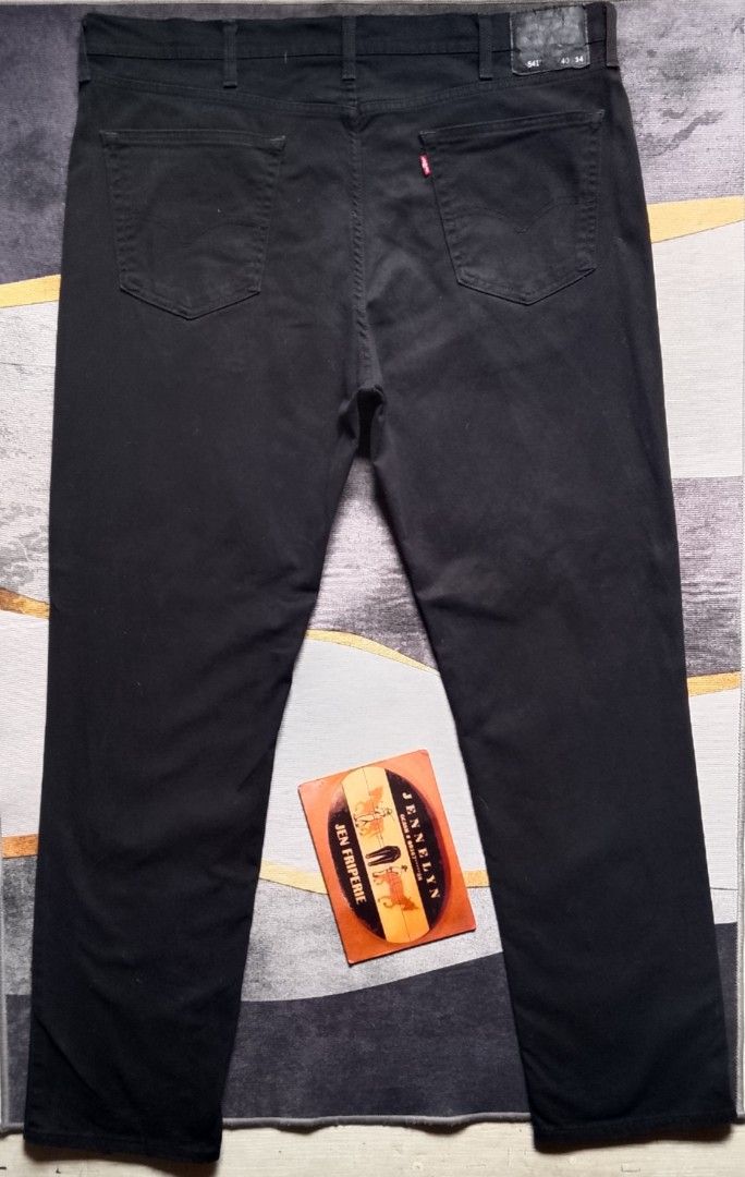 Levi's 541 athletic taper for men (Category: Jeans) located in Calbayog City. Submitted by jen1027 (Listing ID 1469621880, Image 3). Description: Ptpa🙏LEVI'S 541 ATHLETIC TAPER FOR MEN Size 40 L 34 On Tag Actual Waistline 42 via tape measure Actual Length 46 Hem 8.3 Made In Nicaragua Good Condition Issue-My Konting Discoloration sa Side malapit sa patch Check Photos for details Price:500 + sf ⛔ Payment First ⛔Mop-Gcash/Maribank ⛔Location-Calbayo