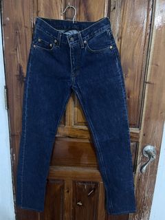 (Category: ) located in . Submitted by gbwardrobe (Listing ID 1469609720, Image 1). Description: .
