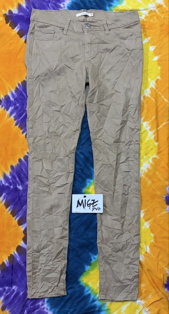 Levi’s 711 Skinny (Category: Jeans) located in Davao. Submitted by juanmigzdvo (Listing ID 1469683153, Image 1). Description: Levi’s 711 Skinny Jeans Good as New ✅ size: 27 W x 30 L (Patch) Tape Measurement: Waistline: 28-29 W *sagad 30W* Outseam: 38.5 L Inseam: 30 L Hem Leg Opening: 5 inch Width Php 700.00 PM for more Inquiry 😁….