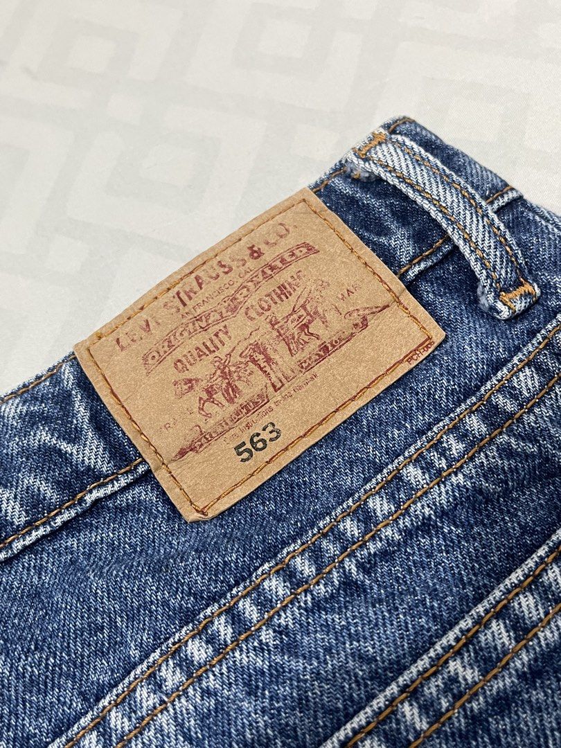 levis flare 563 men & women (Category: Jeans) located in Manila. Submitted by selyn.hz (Listing ID 1469664613, Image 1). Description: W - 30 L - 37 .