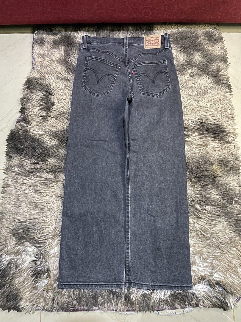 Levi’s, ribcage, straight cut (Category: Jeans) located in Davao. Submitted by ceejay.13 (Listing ID 1469613030, Image 2). Description: Levi’s, ribcage, straight cut •authentic (100%) •button fly Dimension: W: 28 to 30 L: 39 H: 9.