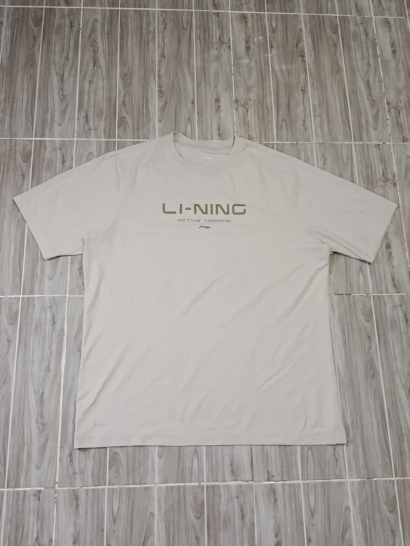 LINING ACTIVE TRAINING DRIFIT SHORT (freeshipping) (Category: Activewear) located in Quezon City. Submitted by gyl-stop (Listing ID 1469649133, Image 1). Description: free shipping 24 x 29.5 excellent condi cr: 9.8/10 issue: none.