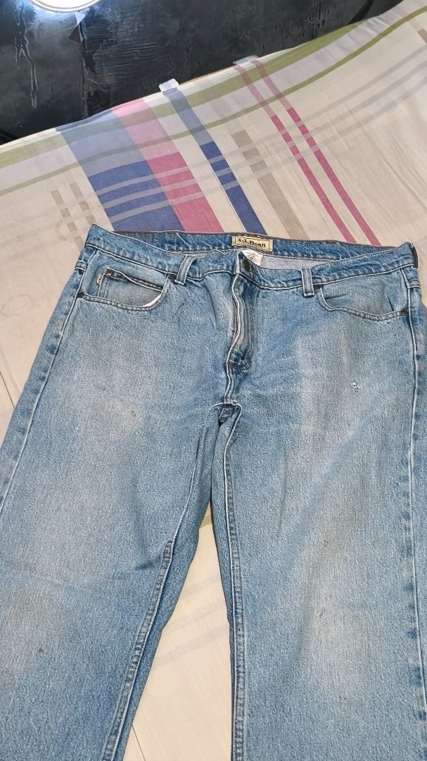 L.L. Bean Light Blue Denim Jeans (Category: Jeans) located in Davao. Submitted by thethriftproject082 (Listing ID 1469748580, Image 2). Description: LL BEAN Light Wash Denim 📍𝐌𝐈𝐍𝐄: 550 📍𝐒𝐈𝐙𝐄 𝐎𝐍 𝐓𝐀𝐆: 36 📍𝐃𝐈𝐌𝐄𝐒: 36 x 40.