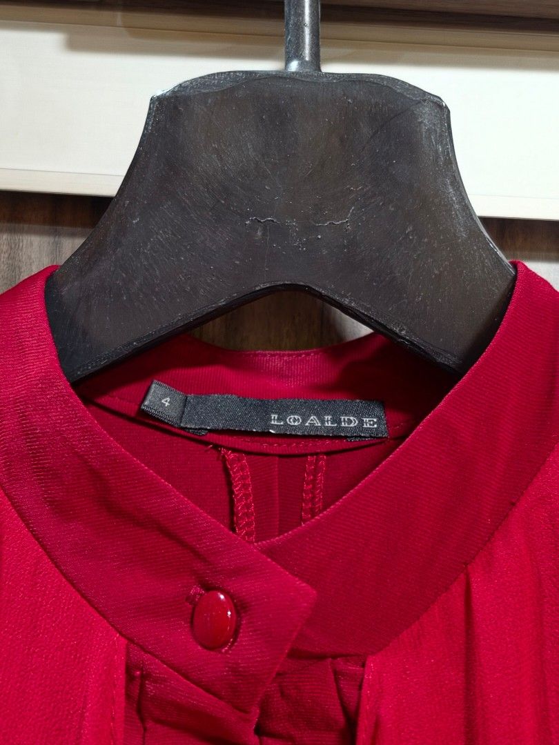 Loalde Maroon Red Flowy Dress (Category: Dresses) located in Quezon City. Submitted by snowflakes.specials (Listing ID 1469720345, Image 3). Description: Size 4 Good condition.