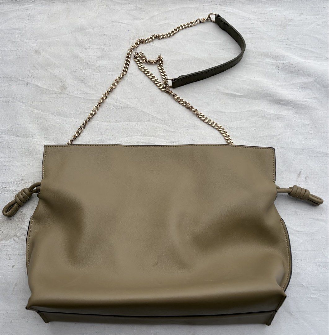 Loewe Flamenco (Category: Luxury Bags & Wallets) located in Baguio. Submitted by thriftedbaguio (Listing ID 1469658469, Image 3). Description: Very Good Condition With sign of use.
