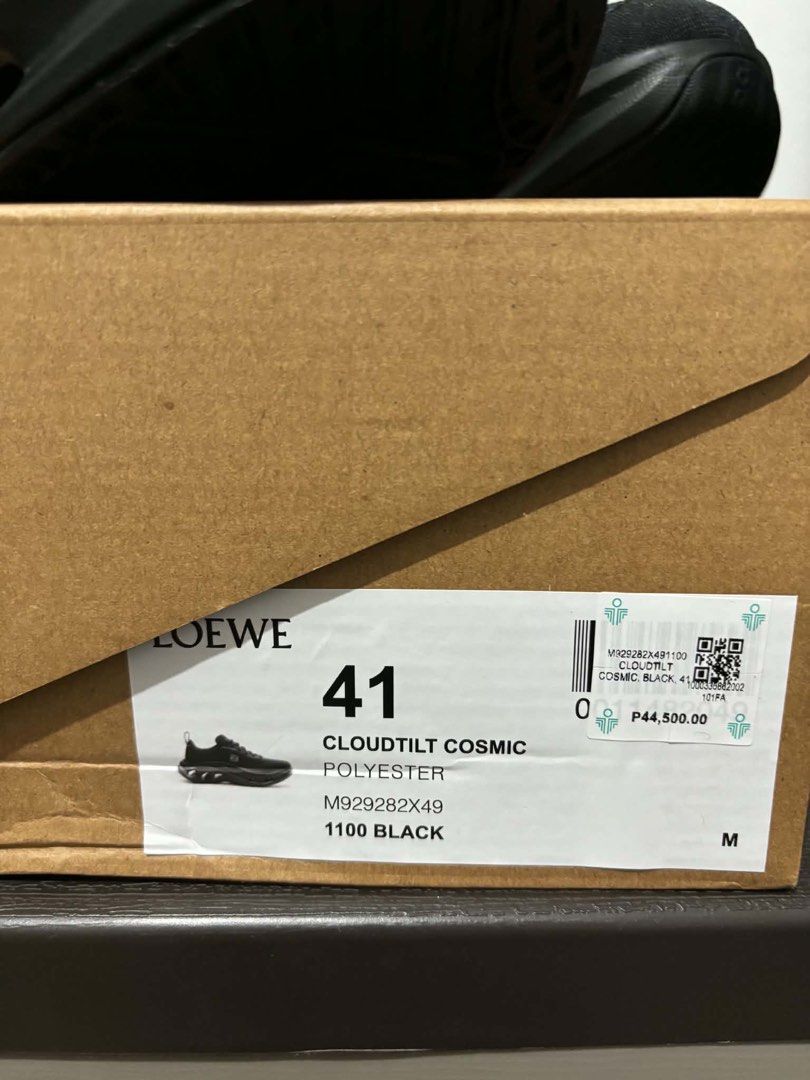 Loewe x On Cloudtilt Cosmic Black Size 41 (Category: Sneakers) located in Paranaque City. Submitted by ohhhmaan (Listing ID 1469723676, Image 2). Description: .