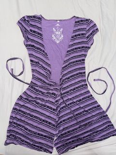 (Category: ) located in . Submitted by h3lpclearmycloset (Listing ID 1469724915, Image 1). Description: .