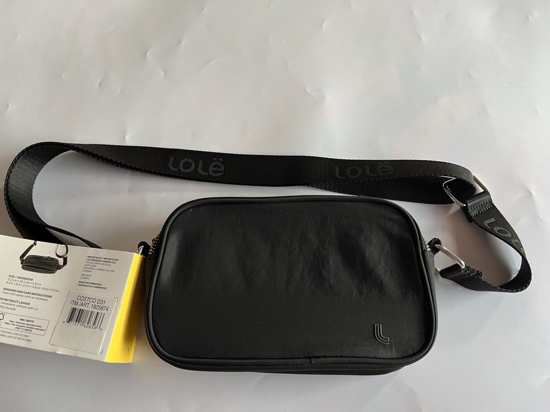 Lole Crossbody Bag (Category: Cross-body Bags) located in Santa Rosa. Submitted by ninaparis (Listing ID 1469674712, Image 2). Description: Lole Crossbody Bag two zip closure adjustable strap nylon material .