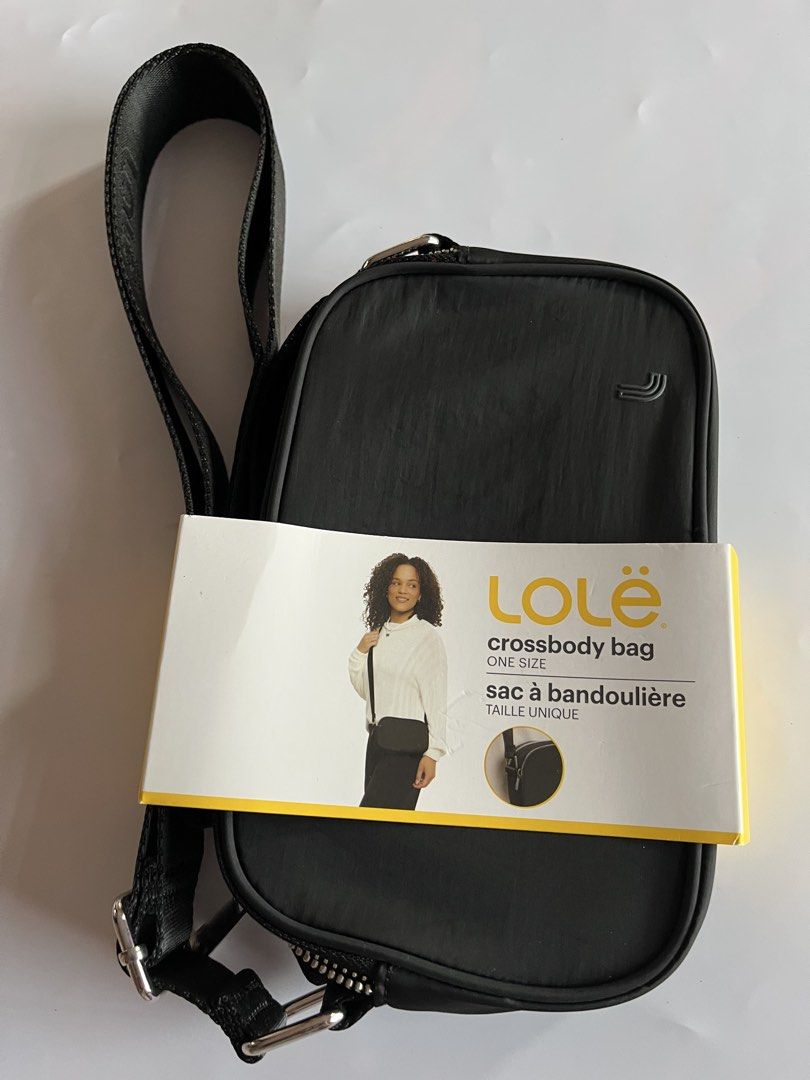 Lole Crossbody Bag (Category: Cross-body Bags) located in Santa Rosa. Submitted by ninaparis (Listing ID 1469674712, Image 1). Description: Lole Crossbody Bag two zip closure adjustable strap nylon material .