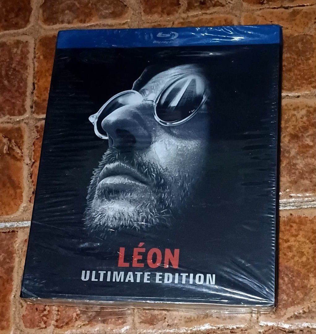 Léon The Professional Ultimate Edition Blu-ray (Category: CDs & DVDs) located in Quezon City. Submitted by dancatz (Listing ID 1469635946, Image 1). Description: □ P 350.00 - Title: Léon The Professional Ultimate Edition Blu-ray - Format: Region B disc (Includes Theatrical & Director's Cuts) - Audio: English DTS-HD 5.1 with multiple subtitles - Extras: Special features including retrospective, cast segments, and trailers - Condition: Comes with o