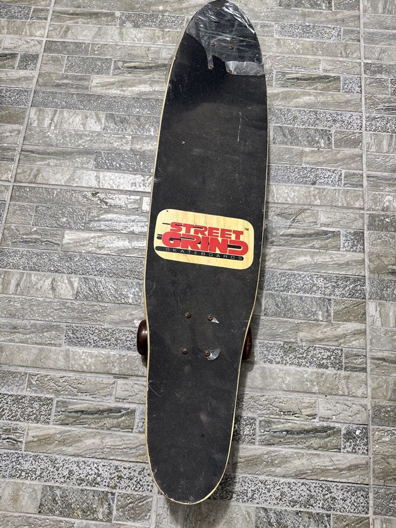 Longboard Skateboard Surfboard (Category: Skates, Rollerblades & Scooters) located in Manila. Submitted by thevintage90_sretro. (Listing ID 1469632510, Image 3). Description: brandnew legit dm.