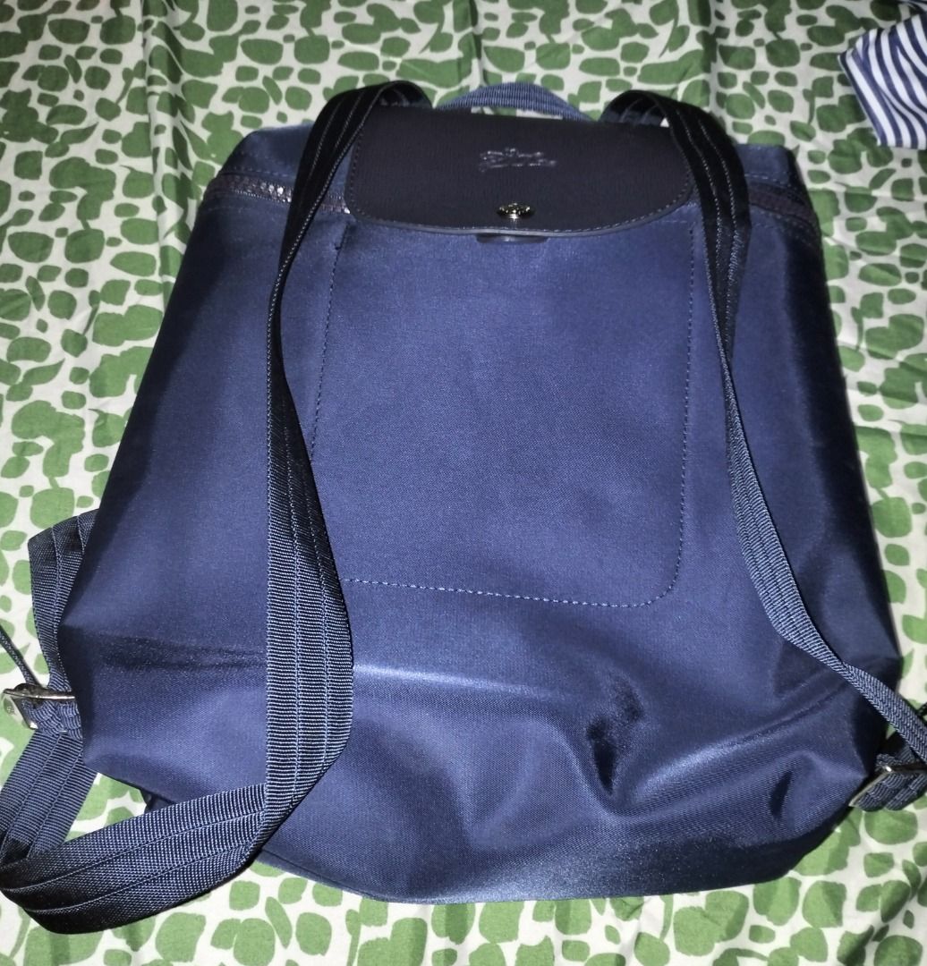 Longchamp backpack (Category: Backpacks) located in Obando. Submitted by emsky_preloved (Listing ID 1469649558, Image 2). Description: Long champ backpack (dark blue). No issue, good as new..