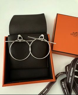 （分類：）位於 。 由 romeluxurystation 提交（商品編號 1469671100，圖片 1）。簡介： 。