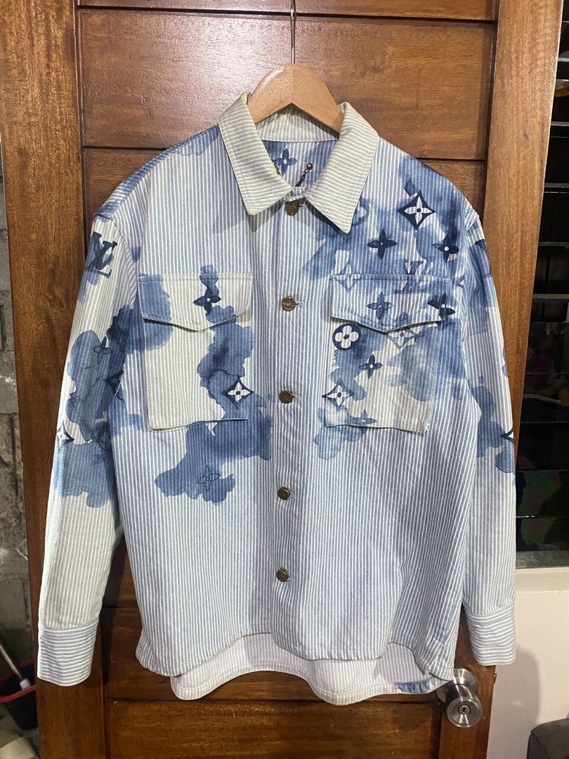 LOUIS VUITTON DENIM (Category: Coats, Jackets and Outerwear) located in Davao. Submitted by davecutee (Listing ID 1469624245, Image 1). Description: Size XS on Tag Best Fit Large Needs WashFresh From Bale .