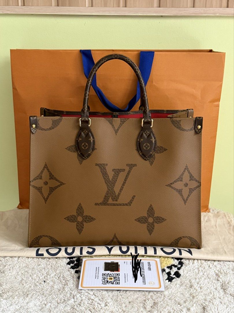 Louis Vuitton OnTheGo Mm (Category: Luxury Bags & Wallets) located in Manila. Submitted by rellamaaim07341 (Listing ID 1469709295, Image 1). Description: Rank A Microchip Comes with Paper bag,Dust bag With Entrupy .
