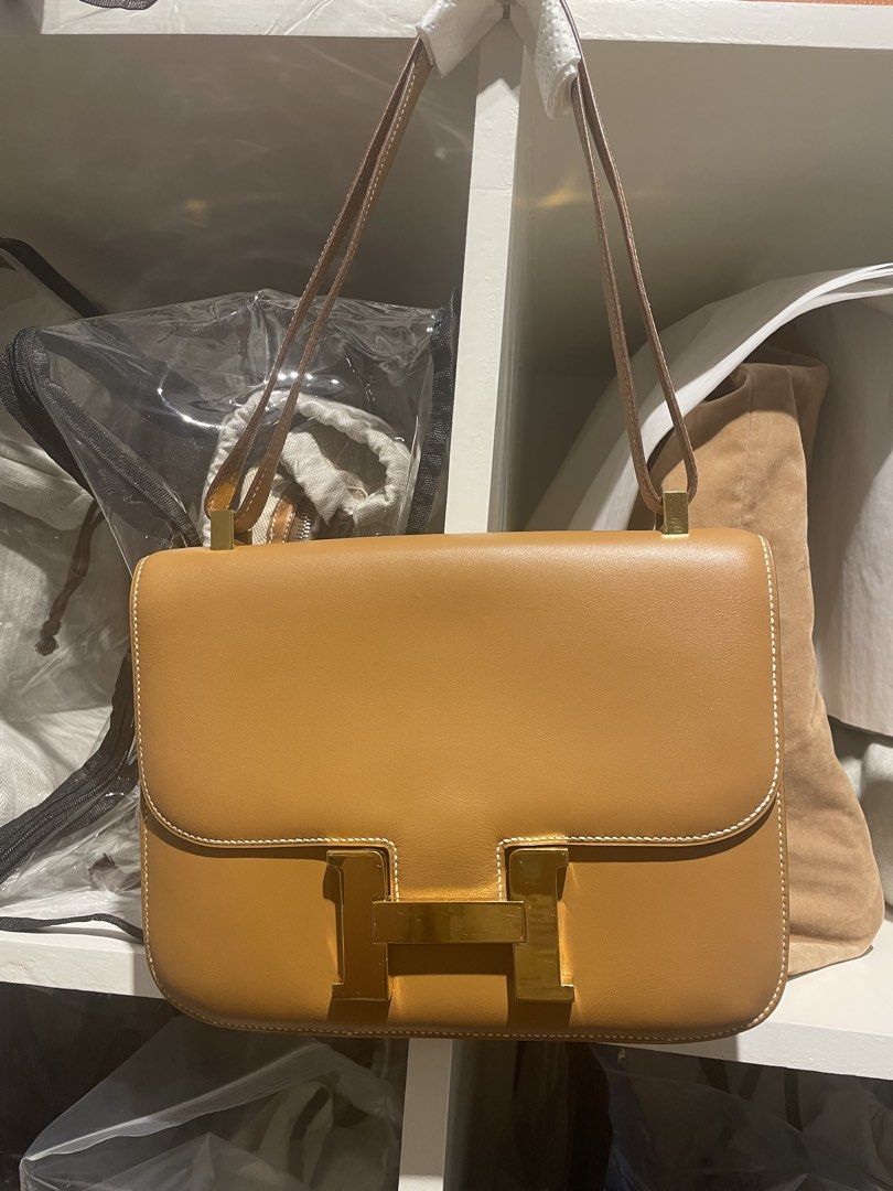 LOWEST // FIRM Constance 23 (Category: Luxury Bags & Wallets) located in Quezon City. Submitted by cheechchong (Listing ID 1469722595, Image 1). Description: Constance 23 // Vintage Y circle 1995 With Legit Grails No dustbag, no box .
