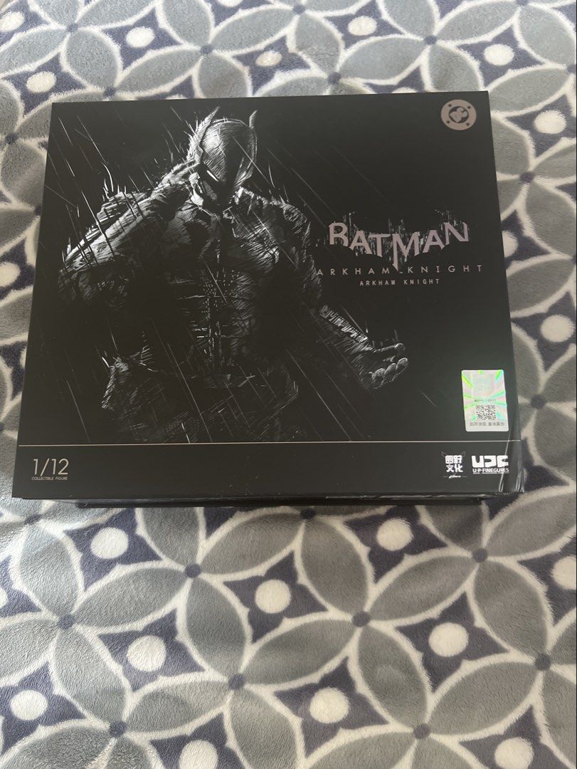 lpzz arkham night (Category: Action & Battle Toys) located in Manila. Submitted by ayosus (Listing ID 1469585578, Image 1). Description: opened once to check if the figure is ok.