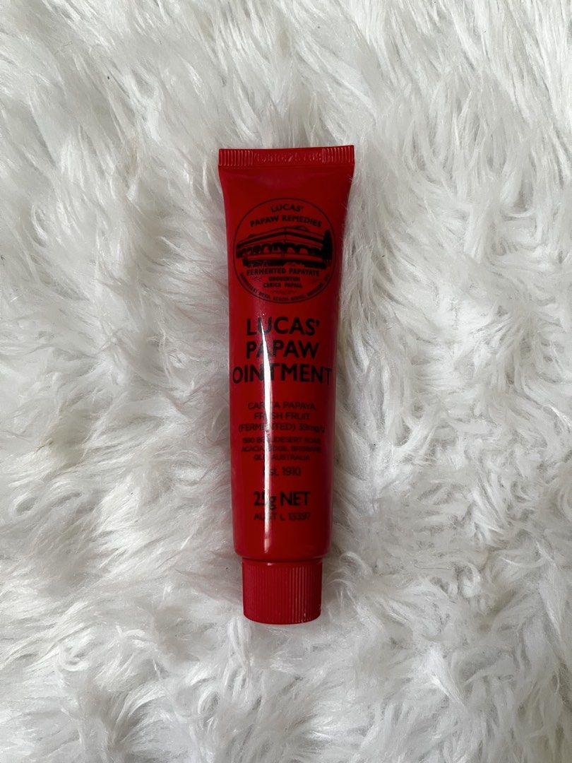 Lucas Papaw 25g (Category: Makeup) located in Binangonan. Submitted by prelovedbyjenai (Listing ID 1469675650, Image 1). Description: - used twice lang - bought last month .