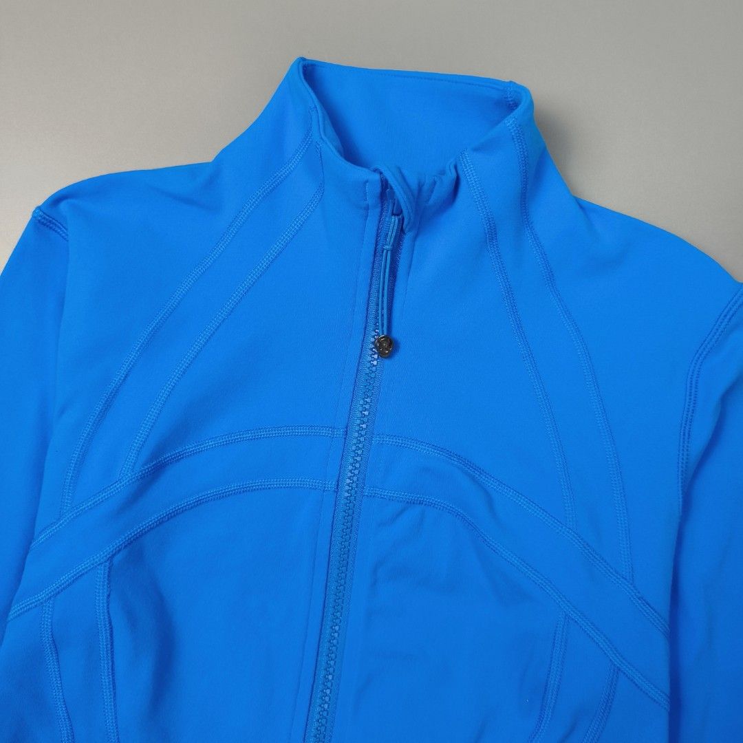LULULEMON JACKET (Category: Coats, Jackets and Outerwear) located in Baguio. Submitted by nikholeisshop29 (Listing ID 1469631340, Image 2). Description: LULULEMON JACKET 1,480 + SF 10 on tag L:24 | W:17 Excellent condition Color rate:10/10.