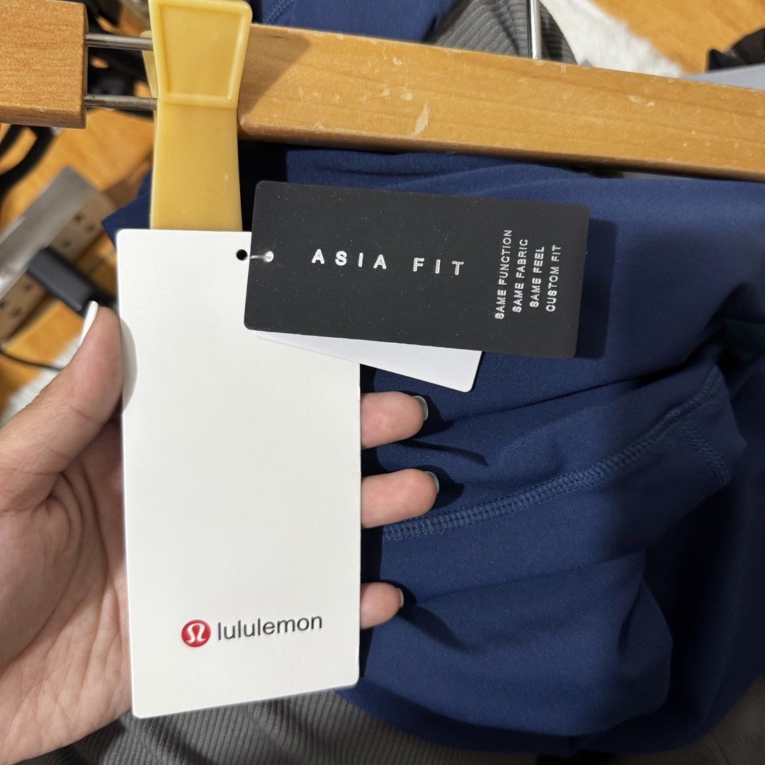 LULULEMON leggings (Category: Activewear) located in Valenzuela. Submitted by thriftynanay88 (Listing ID 1469641999, Image 2). Description: Size XS on tag.
