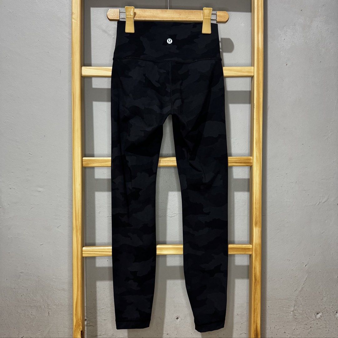 LULULEMON leggings (Category: Activewear) located in Valenzuela. Submitted by thriftynanay88 (Listing ID 1469649972, Image 1). Description: Size XS-S est.