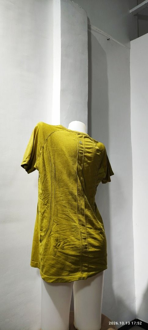 Lululemon (size 10) Swiftly Shirt (Category: Activewear) located in Calamba. Submitted by lulu.thrift.finds (Listing ID 1469670086, Image 3). Description: Lululemon Size 10 Swiftly Shirt No discount for single items. Can give a little discount for multiple-item purchases. Kindly check my store, selling all lulu :) First to pay basis Payment via GCash only Shipped thru Jnt within 2-3 days Free shipping for min 1.5k purchase Items will only be rese