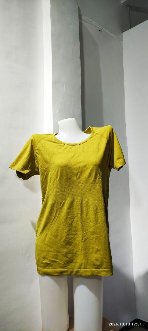 Lululemon (size 10) Swiftly Shirt (Category: Activewear) located in Calamba. Submitted by lulu.thrift.finds (Listing ID 1469670086, Image 1). Description: Lululemon Size 10 Swiftly Shirt No discount for single items. Can give a little discount for multiple-item purchases. Kindly check my store, selling all lulu :) First to pay basis Payment via GCash only Shipped thru Jnt within 2-3 days Free shipping for min 1.5k purchase Items will only be rese